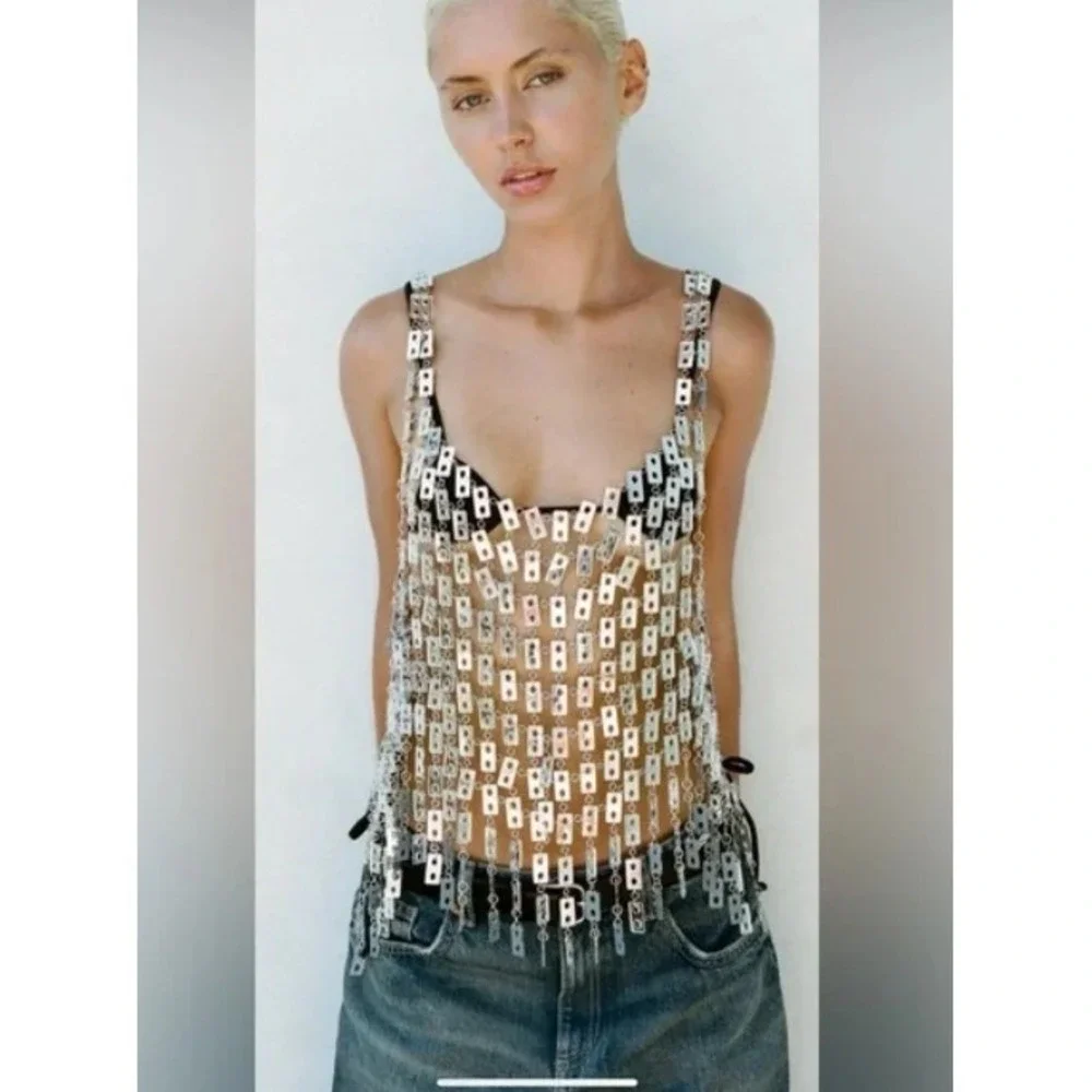 NEW FLAWED GEM Zara Silver Rectangular Mirror Metallic Round Neck Tank Top NYE M - Picture 1 of 7